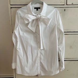 New with tags Banana Republic Cotton Bow Shirt, size 12